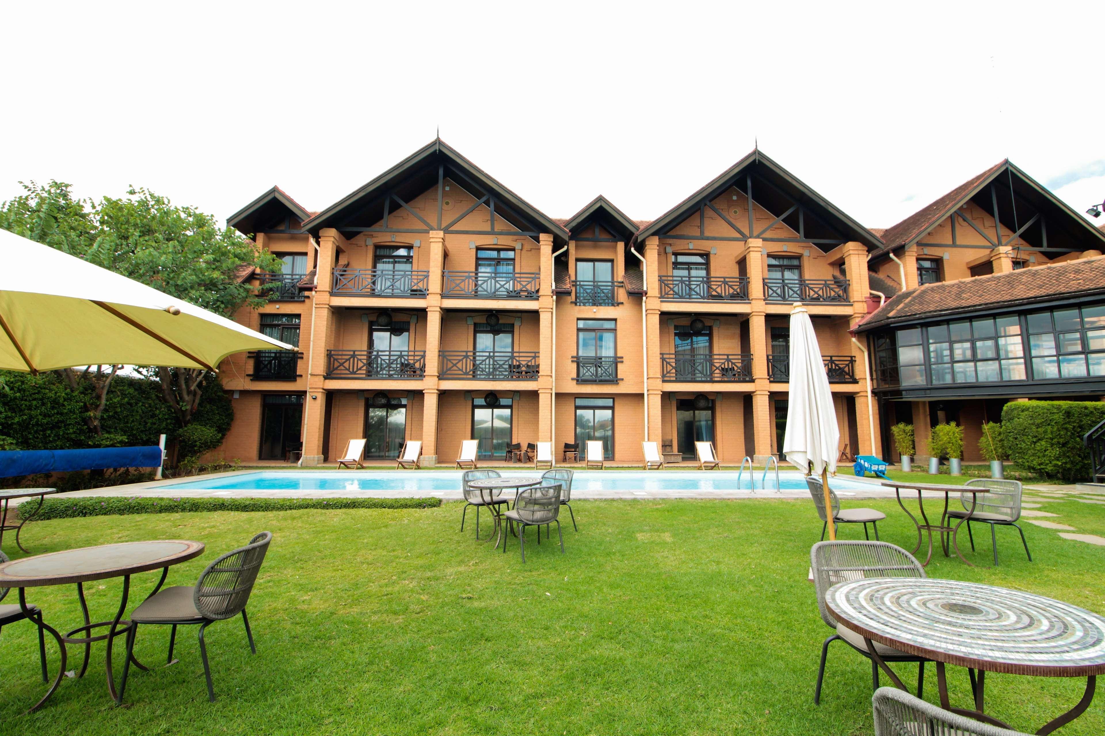 Radisson Blu Hotel Antananarivo Waterfront Exterior photo