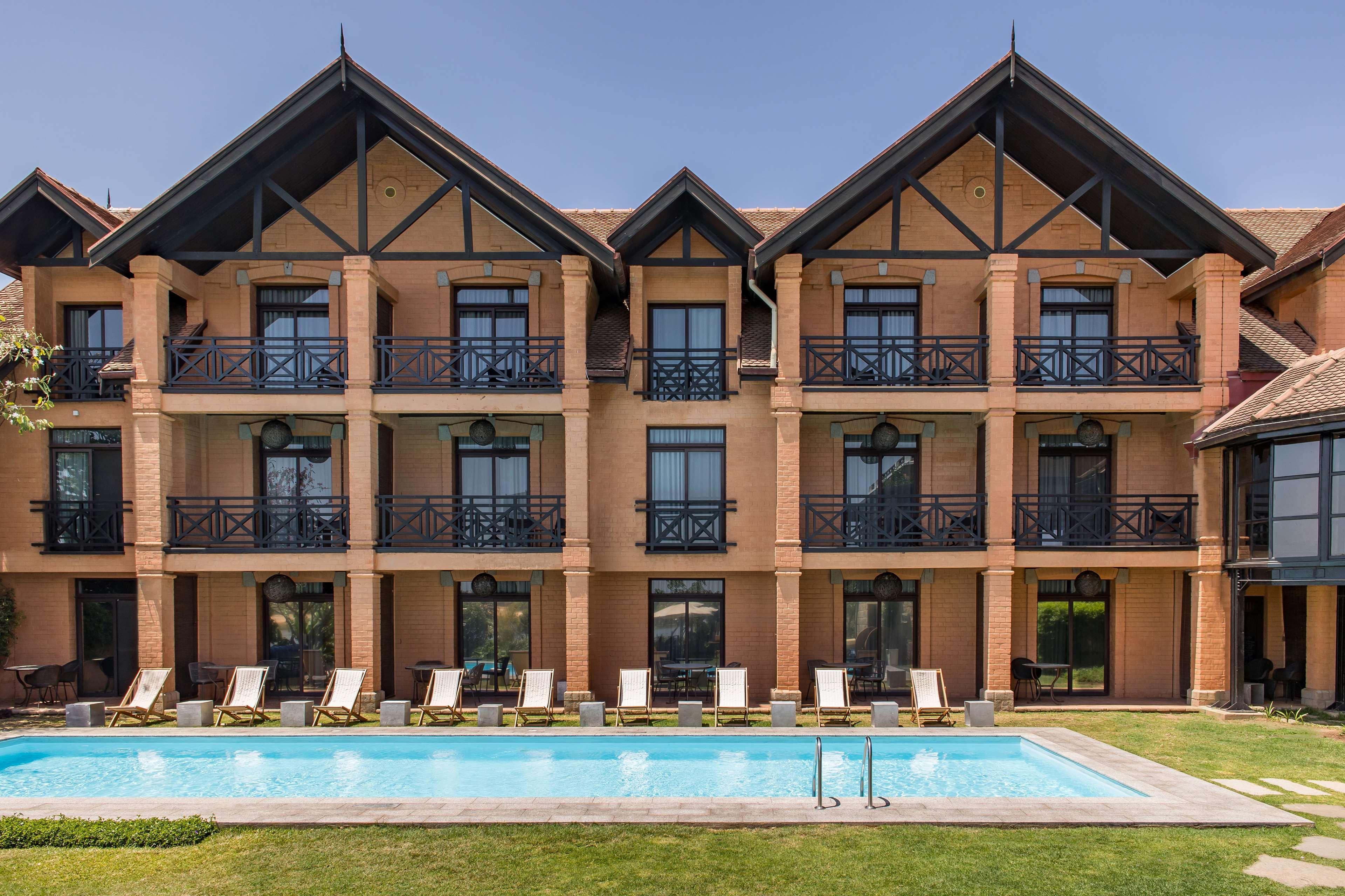 Radisson Blu Hotel Antananarivo Waterfront Exterior photo